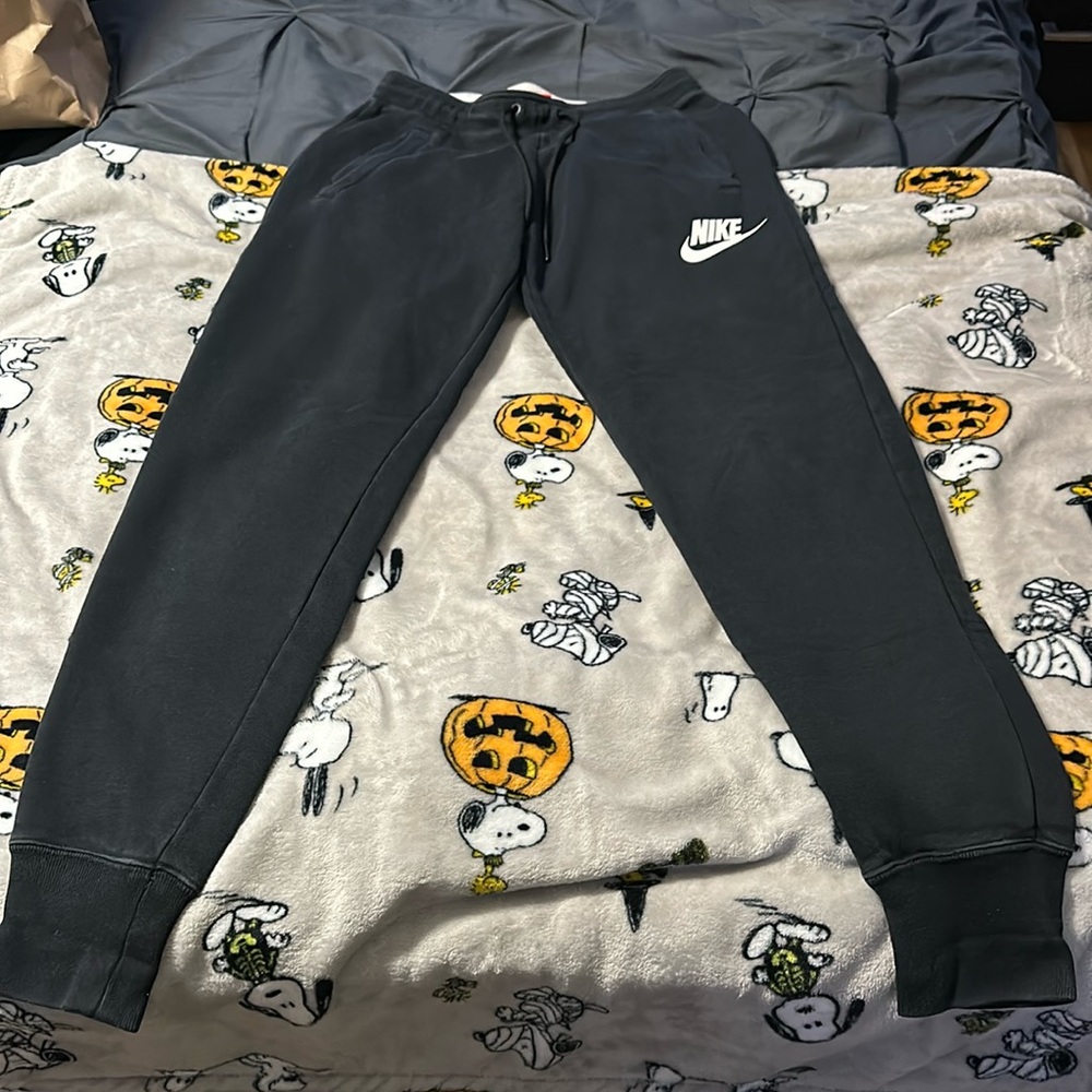 Nike Sweatpants